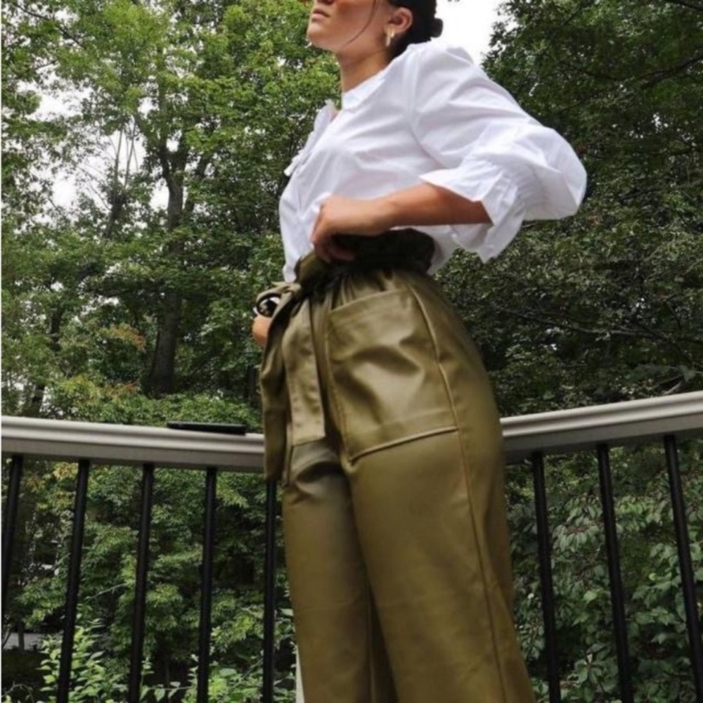 Who What Wear | NWT Green Faux Leather Paper Bag Pants